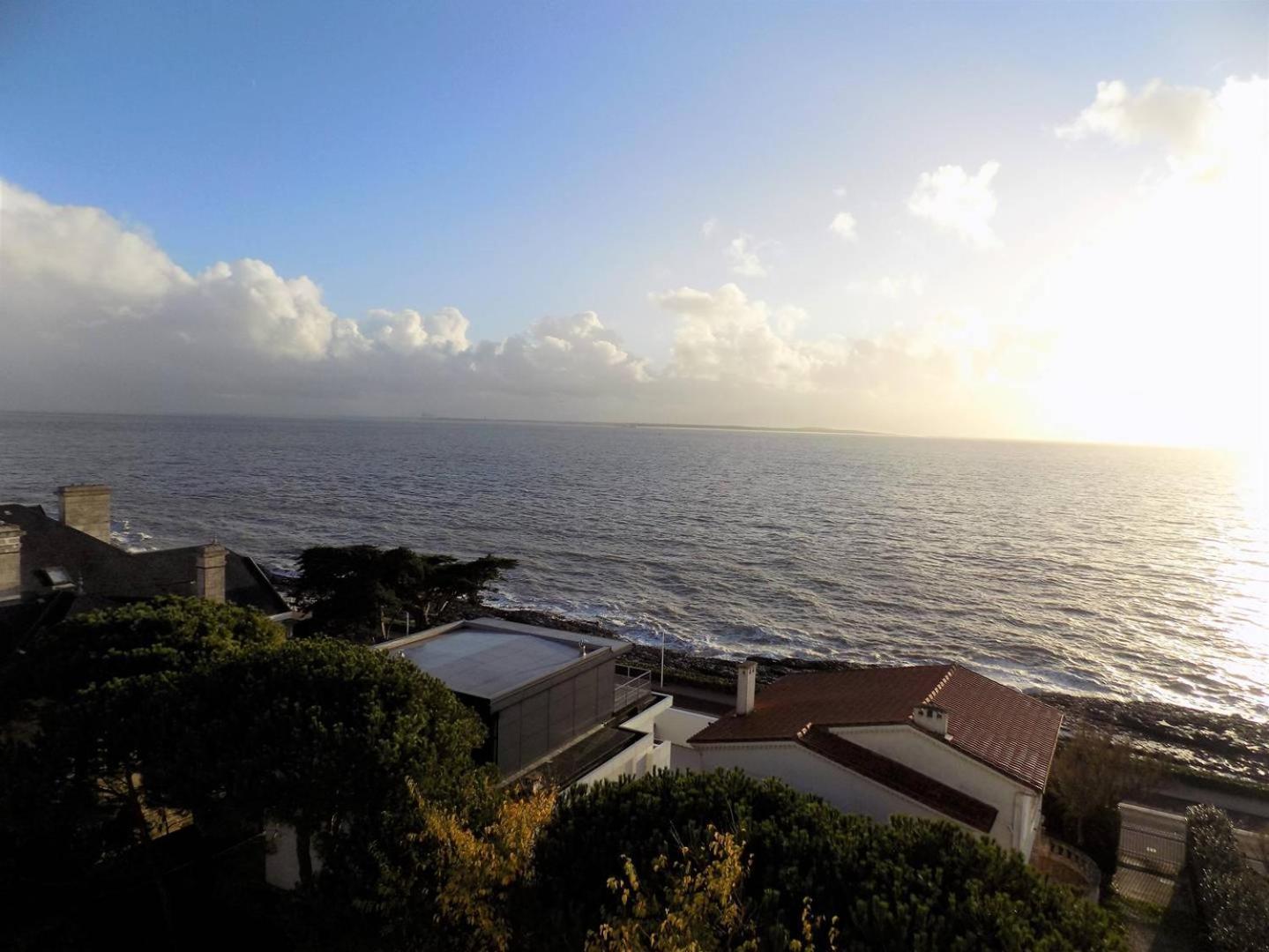Royan - Pleine Vue Mer Pour Cet Appartement Classe 2 Etoiles - Les Tamaris Exterior foto